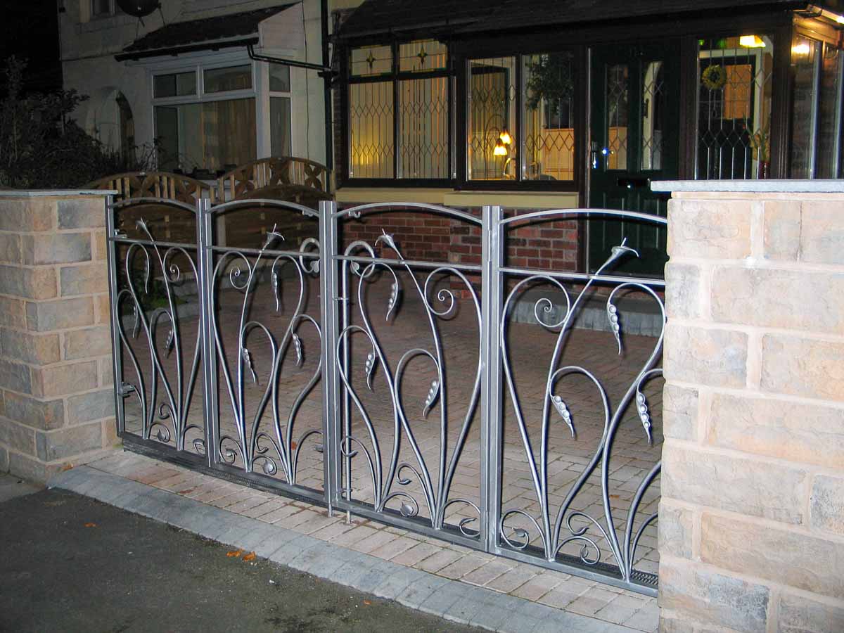 Creative Bifold Folding Driveway Gates and Railings